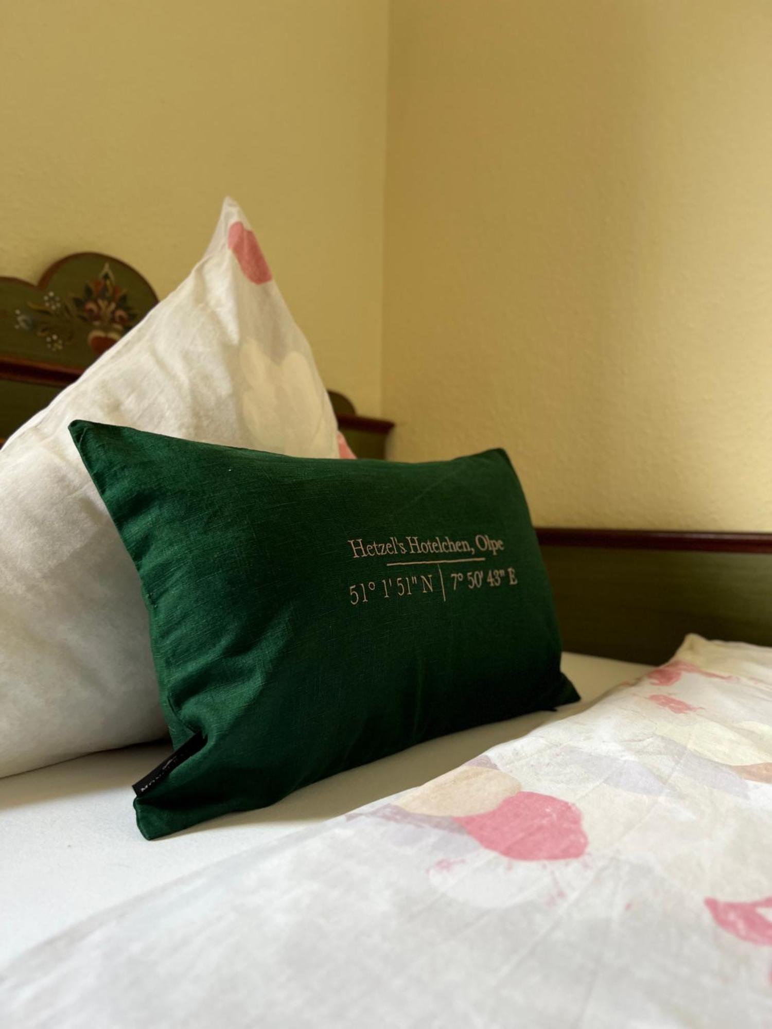 Hetzel'S Hotelchen Olpe bei Meschede Extérieur photo